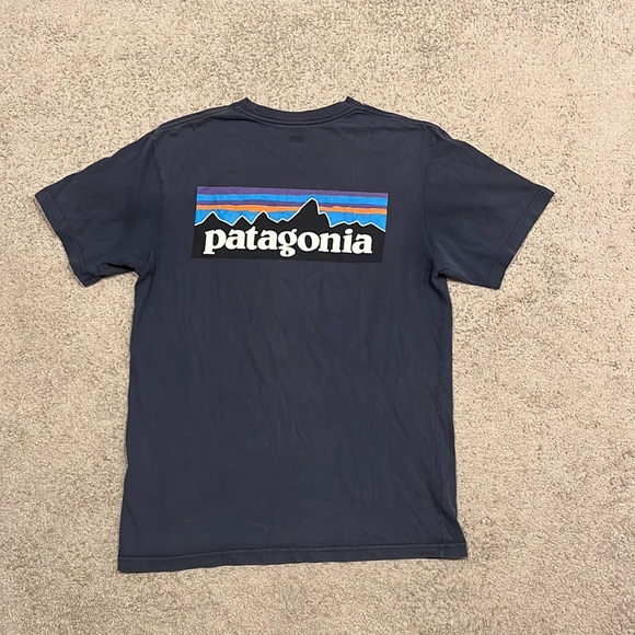 Patagonia logo t-shirt - Picture 4 of 5